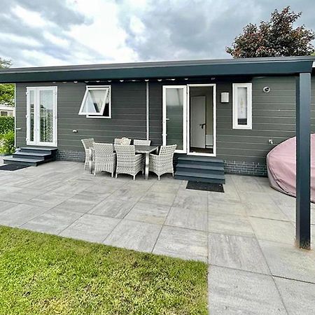 Chalet Am See Lathum Exteriör bild